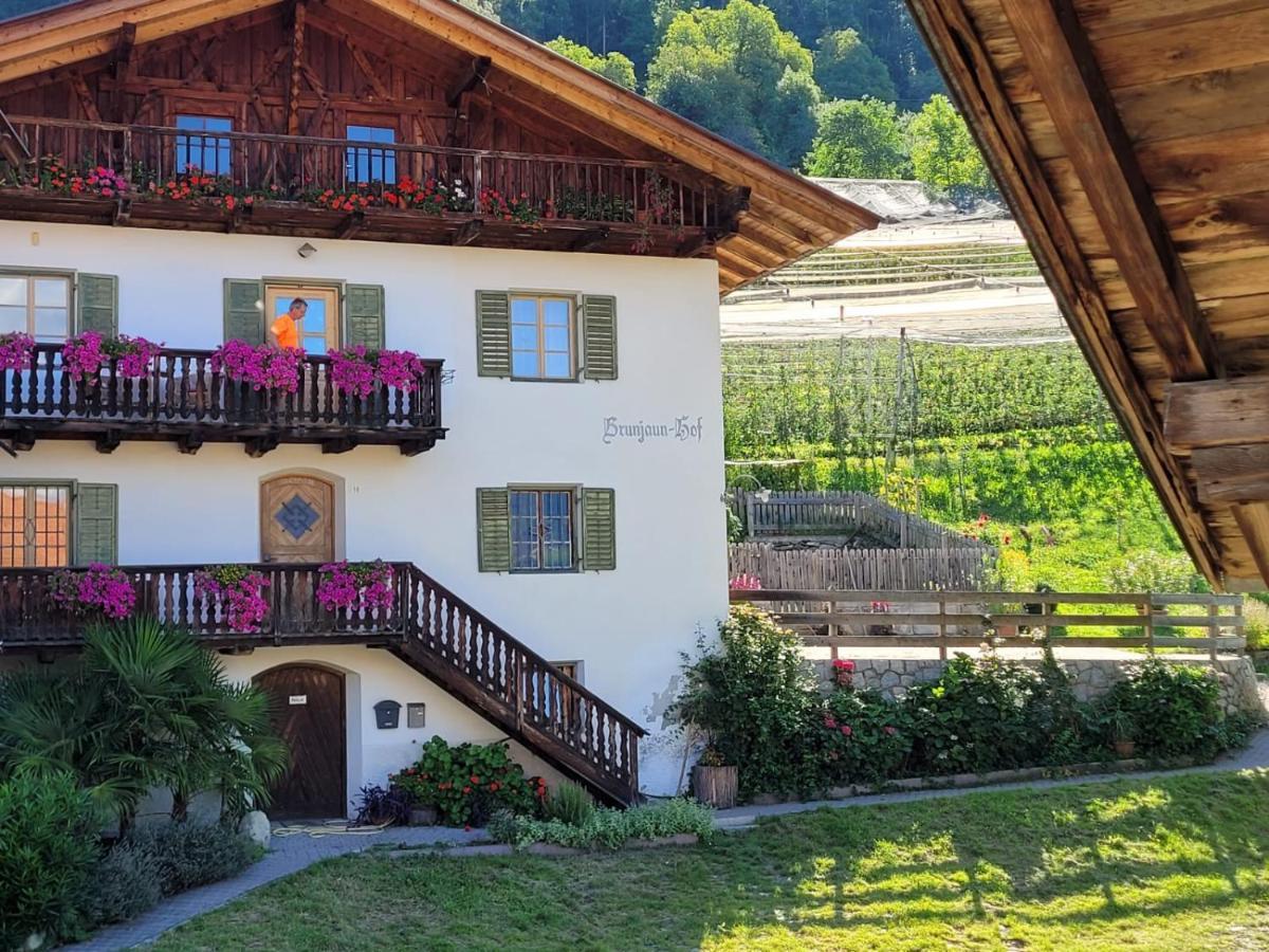 Ferienwohnung Brunjaunhof Schenna Exteriör bild